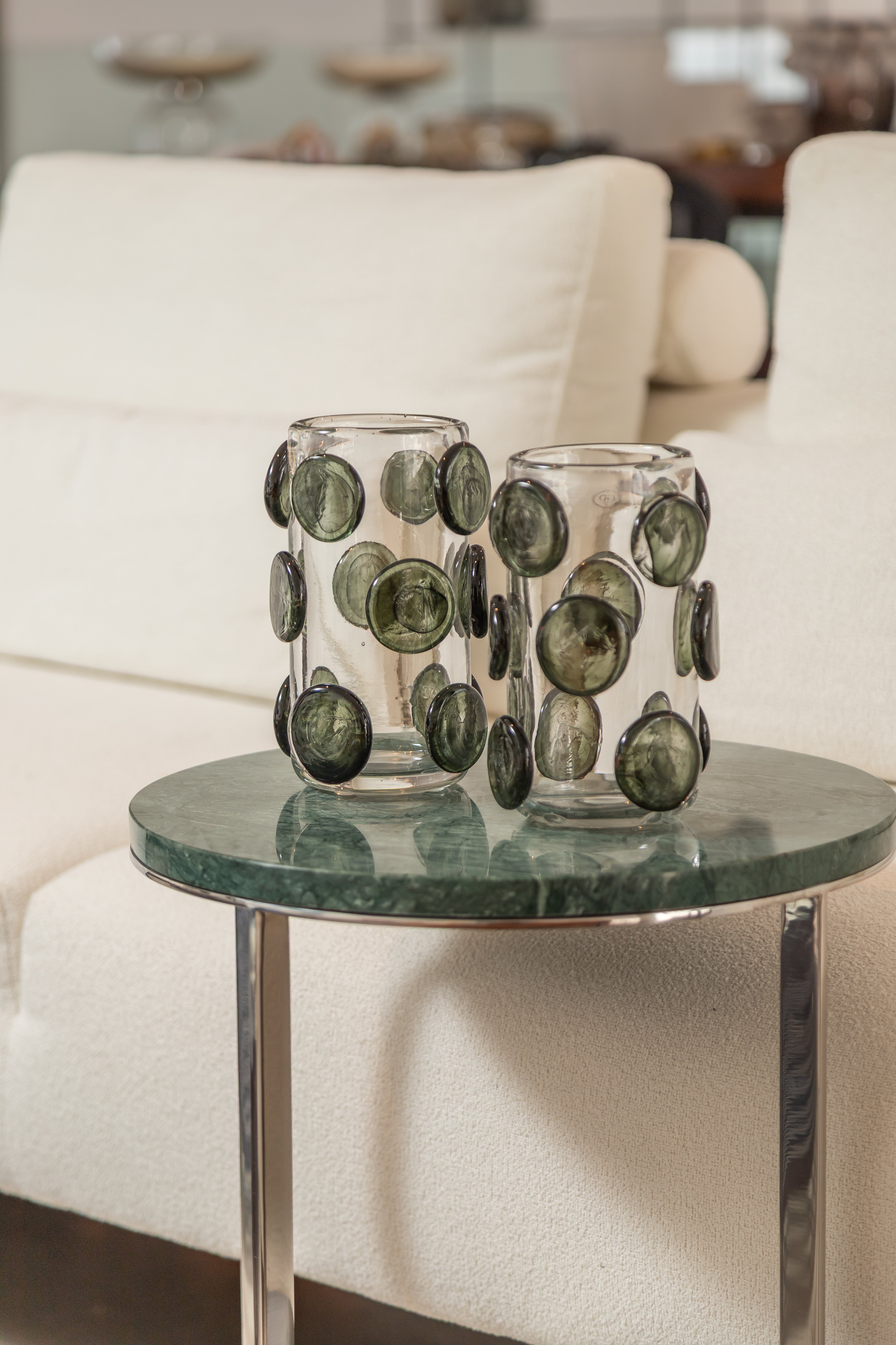 VASINHO DE CRISTAL COM APLICAÇÕES EM FORMATO DE DISCOS