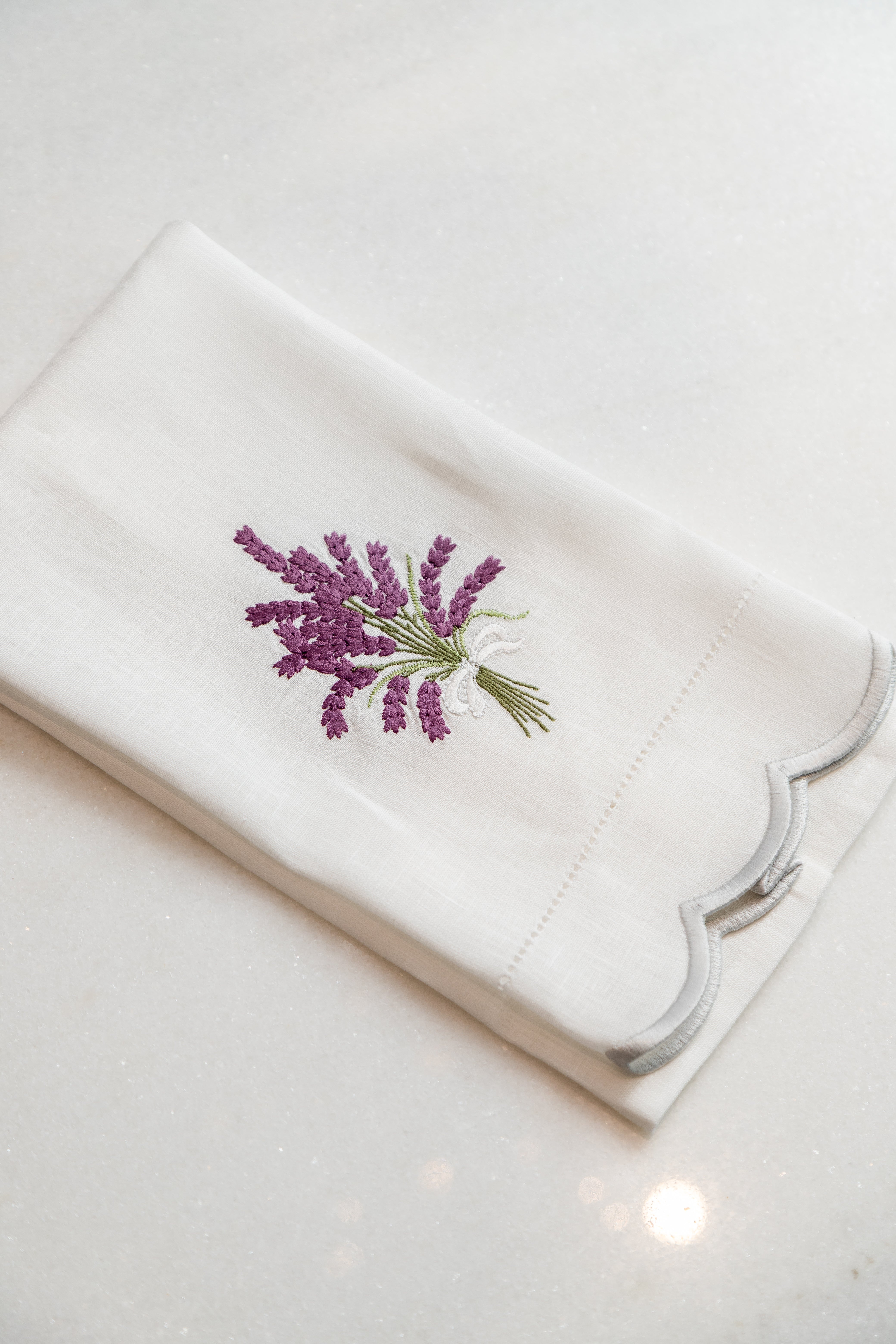 TOALHA DE LAVABO EM LINHO LAVANDA